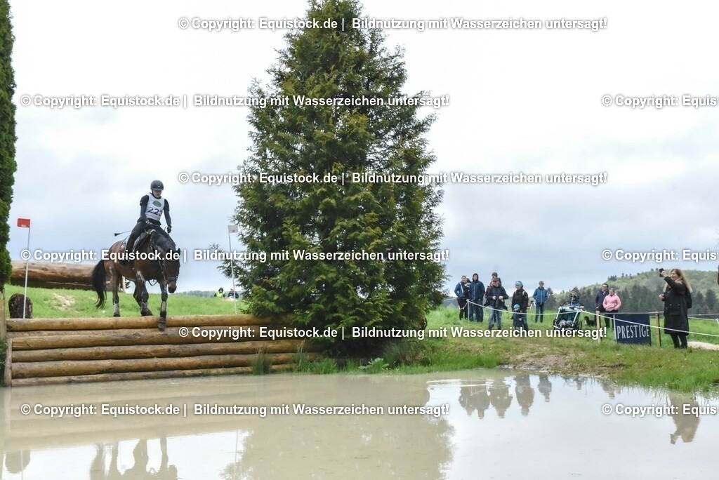 20230513_CCI2_Section2_Gelände_0317 | equistock