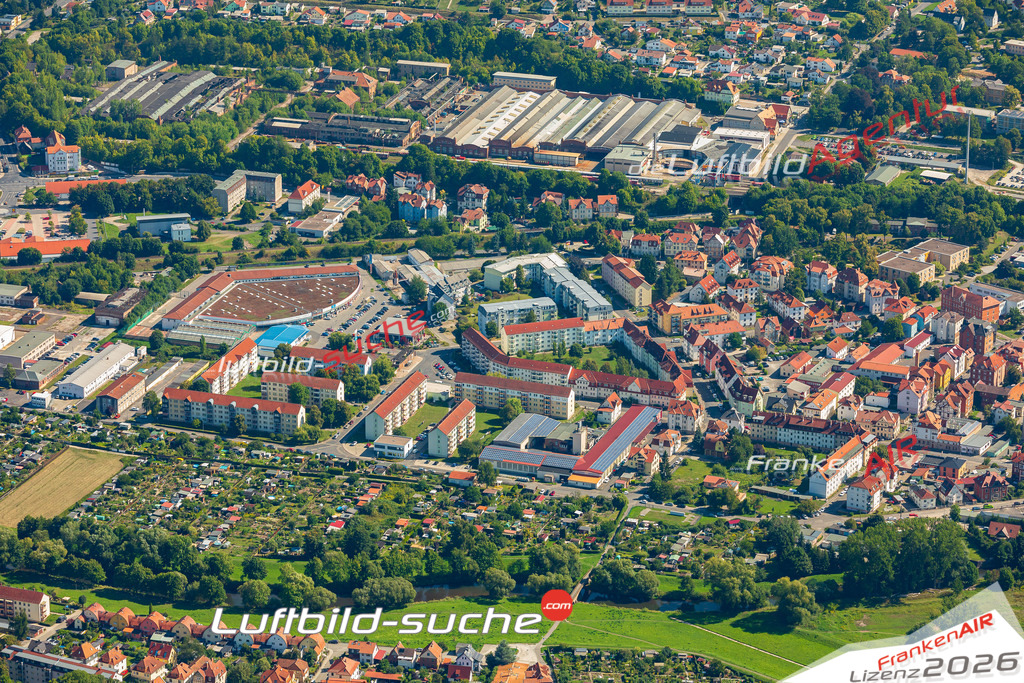 Luftbild Meiningen - Die Luftaufnahme wurde 2025 vom UL-Flugzeug heraus erstellt ( keine Drohne ) - Hochauflösende Luftaufnahme - für professionelle Ausdrucke geeignet. Die Geschenkidee !Hier alle&nbsp;Infos zur Lizenzierung der LuftaufnahmeWir fliegen auch dieses Jahr wieder in Ihre Region um Luftbilder zu erstellen.- Luftbild anfragen
