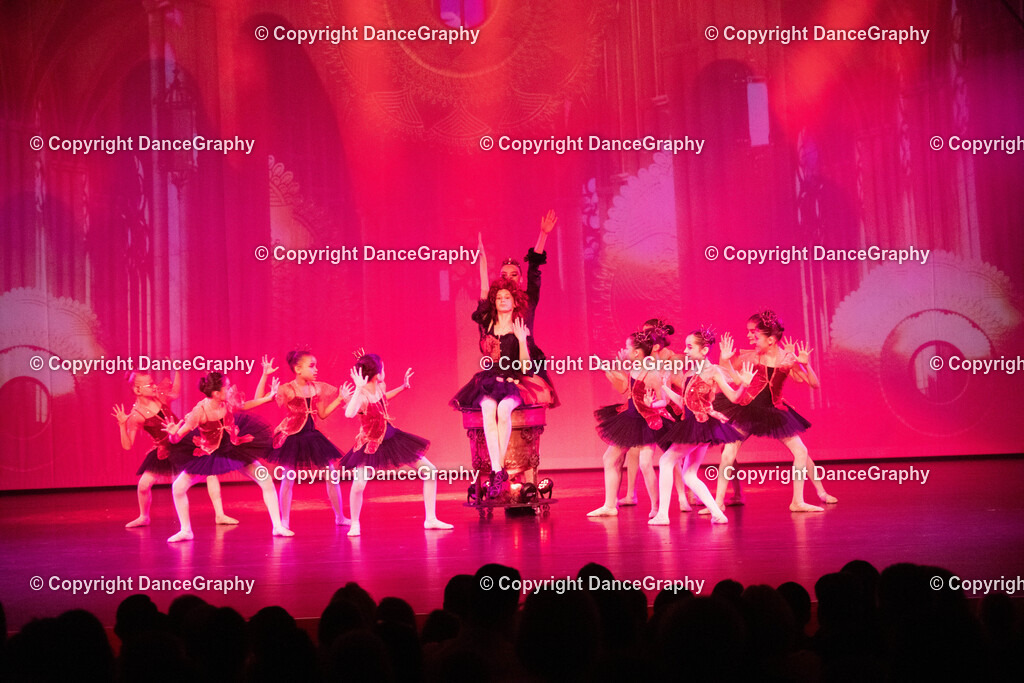 GPHY2184 | DanceGraphy - Realisiert mit Pictrs.com