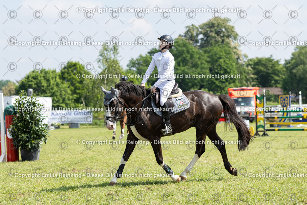 CL5A3277 | Emilia Reinking Fotografie - Realisiert mit Pictrs.com