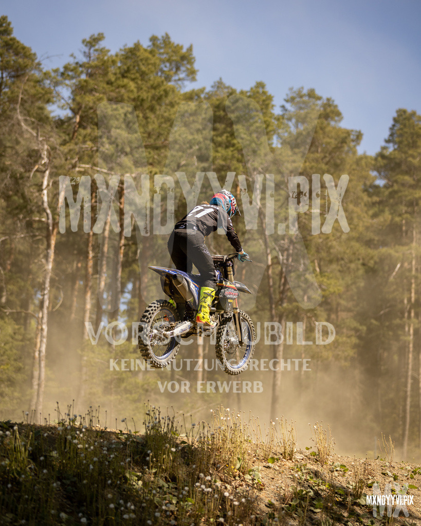 866A5109 | mxndyyvipix