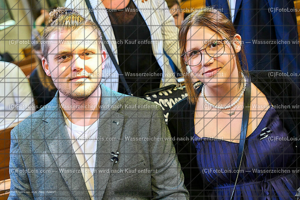 ALP2124_Pfarrfirmung Wieselburg | (C)FotoLois.com, Alois Spandl, Pfarrfirmung in Wieselburg mit Firmspender Eduard Gruber (ehemaliger Generalvikar der Diözese St. Pölten), Sa 3. Juni 2023.