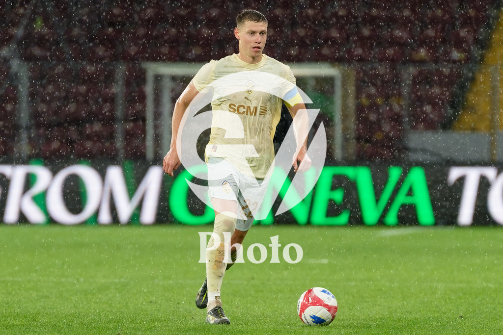 UEFA Conference League Play-offs 2nd leg - Servette FC v FC Shakhtar Donetsk | Mykola Matviyenko (22 FC Shakhtar Donetsk) in action (close up)  during the UEFA Conference League Play-offs 2nd leg match between Servette FC and FC Shakhtar Donetsk at Stade de Geneve in Geneva, Switzerland