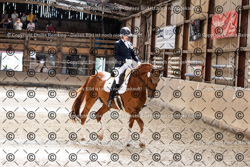 CL5A5990 | Emilia Reinking Fotografie - Realisiert mit Pictrs.com