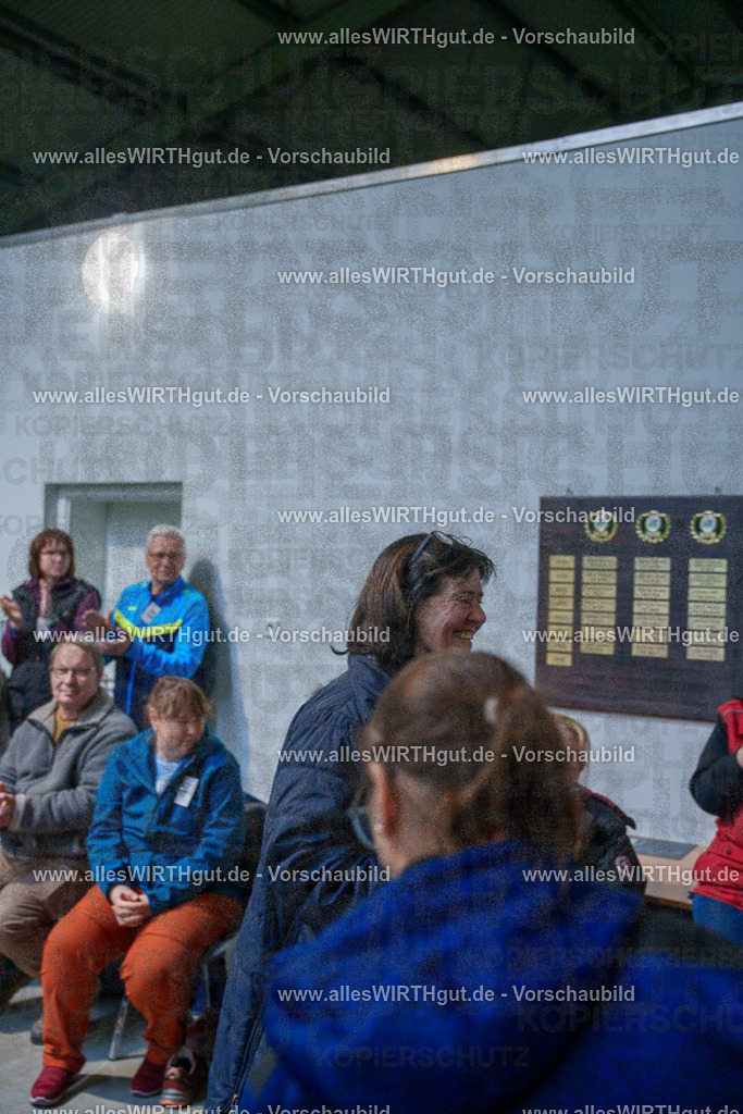 7R501516 | Professionelle Tierfotografie in Mönchengladbach von Daniel Wirth (allesWIRTHgut). Liebevolle & natürliche Bilder von Hunden & Katzen für unvergessliche Erinnerungen.