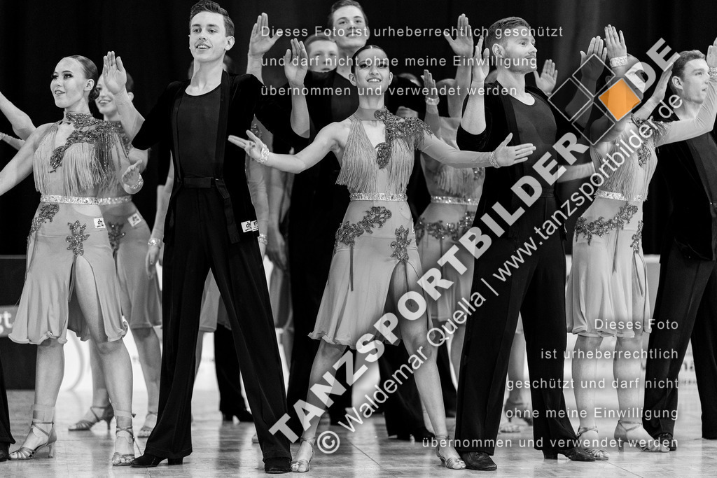 20240120-00936 | Hier finden Sie Tanz Bilder vom Latein und Standard Formationen tanzen. Sportbilder vom Tanzsport. Schöne Fotos und von Weltmeisterschaft, Europameisterschaft, Bundesliga, Regionalliga, Oberliga und Landesliga sowie von GOC Stuttgart, DanceComp, WM Bremen