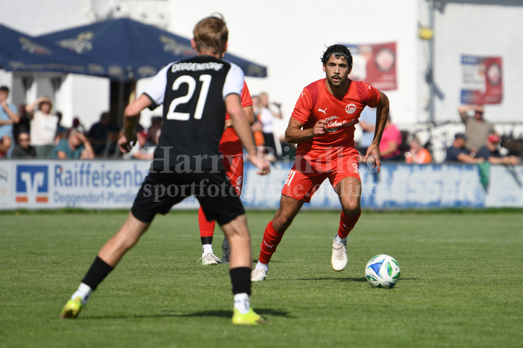 SpVgg Plattling : SpVgg GW Deggendorf | Ha-Ri; Sportfotografie Ha-Ri; Sporfotografie Harry Rindler; Sport Deggendorf; Sportbilder Deggendorf; Sportfotos Deggendorf; Sportfotos Niederbayern; Sportbilder Niederbayern; Amateursport Niederbayern; Bayern;  - Realisiert mit Pictrs.com