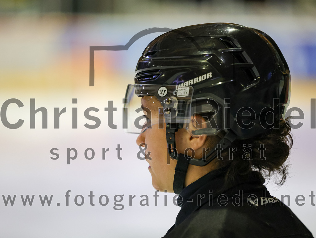2025-11-02_005_TSV_Erding_gegen_EV_Fuessen | Erding, Deutschland, 02.11.2025:Eishockey, Oberliga Süd 2025 / 2026, 15. Spieltag, TSV Erding gegen EV Füssen, Endergebnis: 2:6Foto: Christian Riedel / fotografie-riedel.net