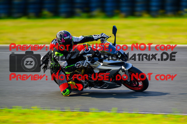 MaZZes_FotoMatrix_240725_6007705_8121 | BLAU