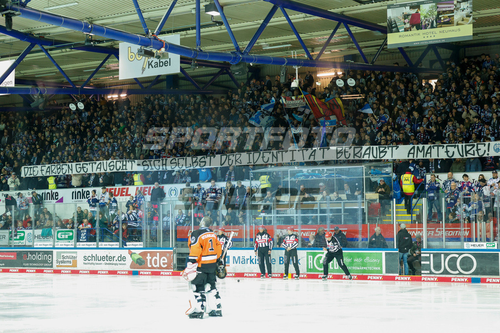 Iserlohn Roosters - Grizzlys Wolfsburg | 
DEL: Iserlohn Roosters - Grizzlys Wolfsburg - Realisiert mit Pictrs.com