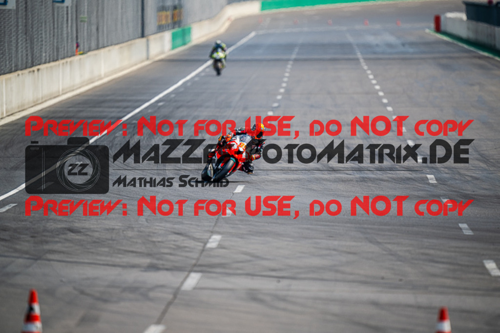 MaZZes_FotoMatrix_220508_93081 | Fotograf Mathias Schmid
Sportfotograf,
Eventfotograf,
Hochzeitsfotograf,
Portraitfotograf