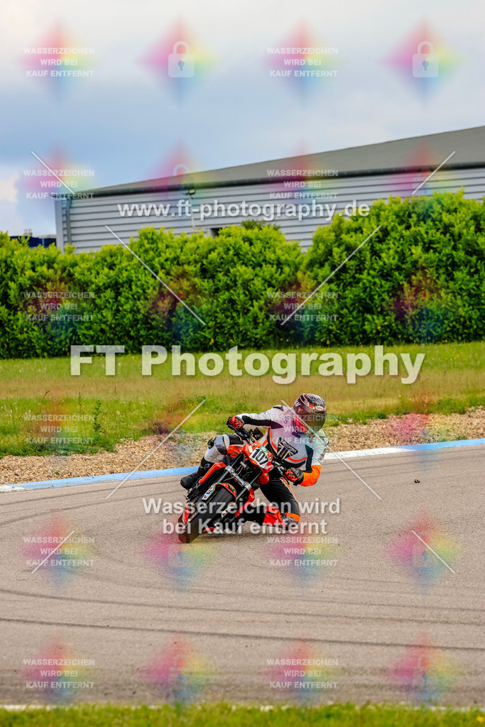 MotoTeam-8911 | Hier findet Ihr Bilder von Touristenfahrten auf der Nürburgring Nordschleife oder von anderen Veranstaltungen die ich besucht habe. Viel Spass beim Durch Schauen 