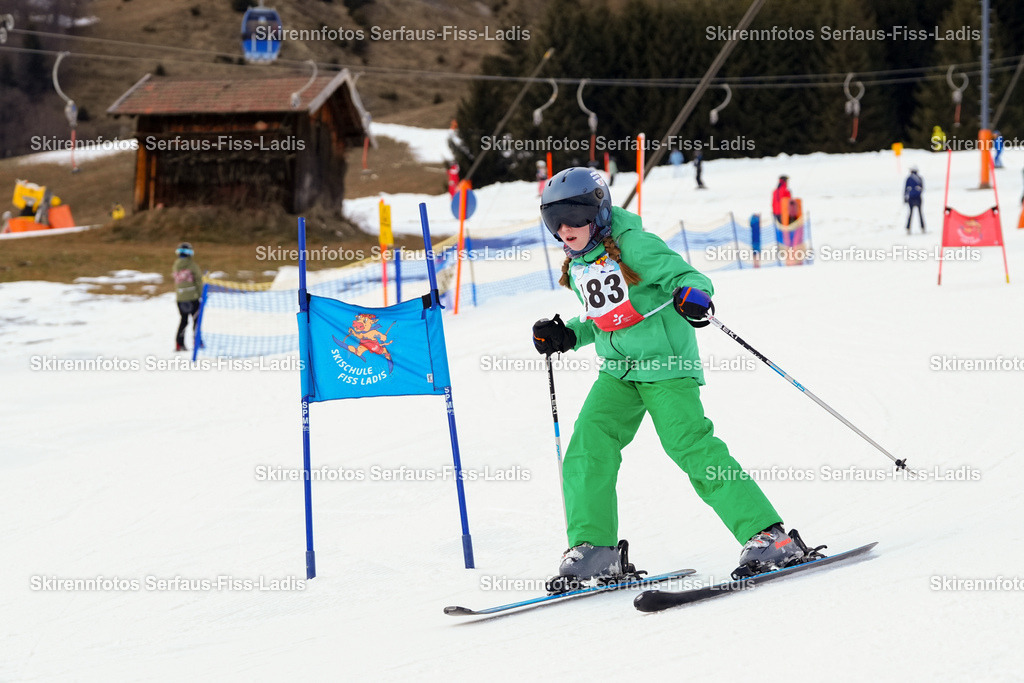 SRF_02.01.2026_0819 | Skirennfotos,Serfaus,Fiss,Ladis,Kinderskirennen,Winter,Tirol,Oberland,skirace,SFL,feelfree,weil wir's genießen,ski,Ski,skifahren,Sonnenplateau, - Realisiert mit Pictrs.com