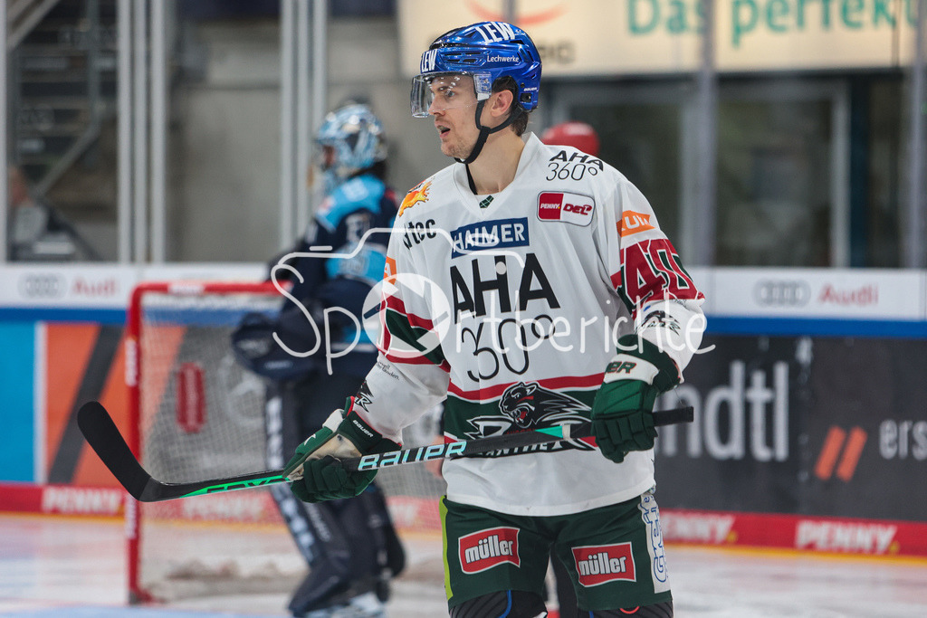 ERC Ingolstadt - Augsburger Panther  | Sebastian Waennstroem (AEV #40) ist unzufrieden / Sebastian Wännström