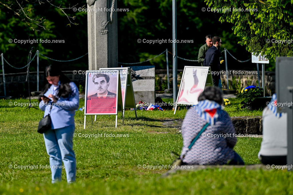 Internationale Gedenk- und Befreiungsfeier Gedenkstaette Mauthausen 2025_ 11.05.2025-78 | 11.05.2025, Mauthausen, AUT, Internationale Gedenk- und Befreiungsfeier Gedenkstaette Mauthausen 2025, 80 Jahre Befreiung KZ Mauthausen im Bild Besucher, Mahnmal, Gedenkstaette