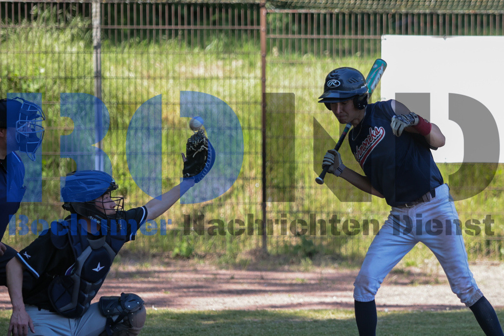 SES_BOCLIP20250510-4 | bond - Realisiert mit Pictrs.com