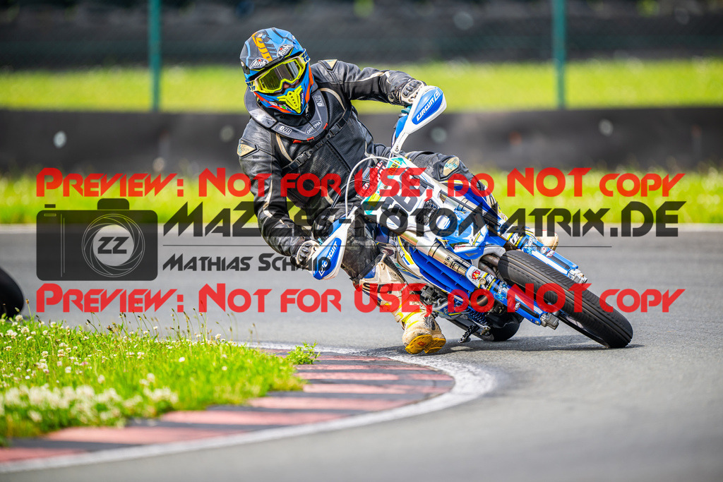 MaZZes_FotoMatrix_240621_6007705_2159 | GELB