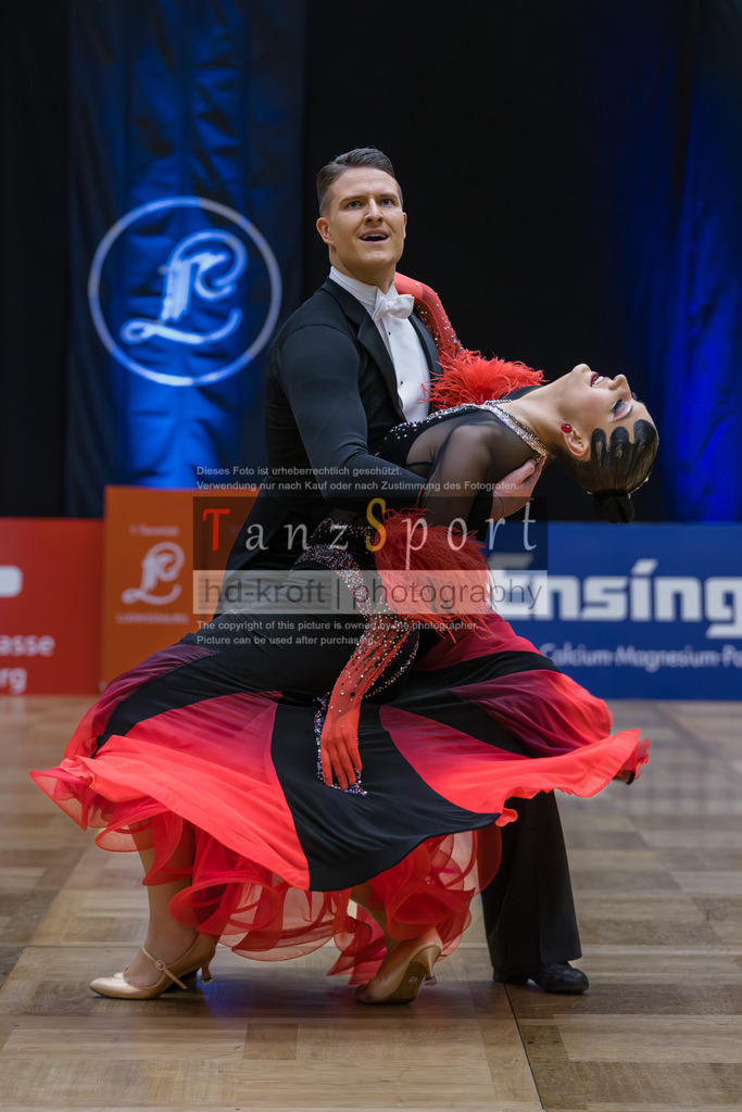 20260110_1BL_Std-Formationen_2271 | Tanzsportbilder, Standardtanz, Lateintanz, WDSF, DTV, LTVB, dancecomp, goc, hessen tanzt, blaues band der spree, walzer, tango, wiener walzer, slowfox, quickstepp, samba, rumba, cha-cha-cha, paso doble. jive, hd-kroft photography, turniertanzsport