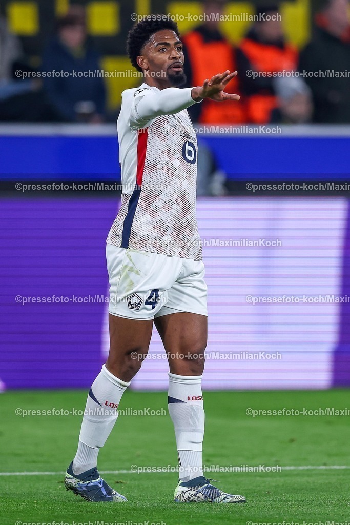 UCL04032502174 | 04.03.2025, Fußball, UEFA Champions League, Borussia Dortmund - OSC Lille, Signal Iduna Park, Runde der 16, Saison 2024 2025: Alexsandro Victor de Souza Ribeiro (LOSC Lille #4)