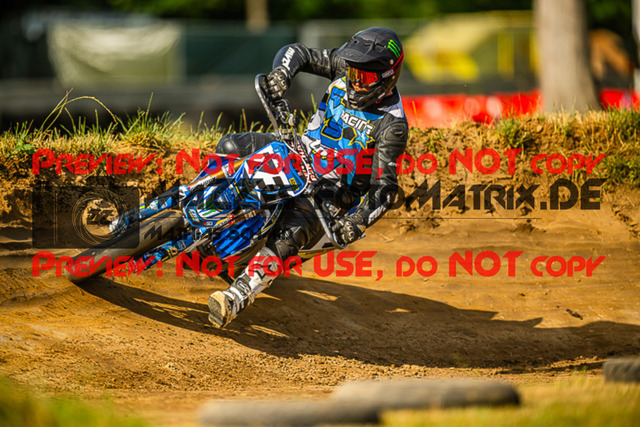 MaZZes_FotoMatrix_230701_6545 | UE40