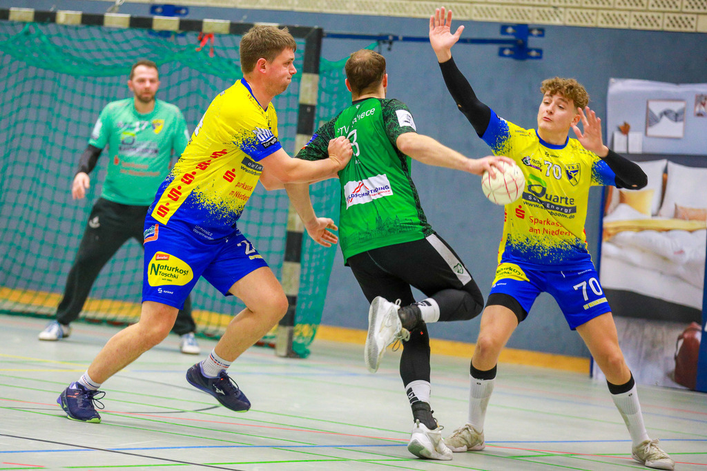 SVN_HcTvRhede_131225_148 | Bildergalerie von Sport-Ereignissen aber auch von weiteren spannenden Dingen - nicht nur vom Niederrhein. In Anlehnung an den bekannten Spruch von Hanns Dieter Hüsch heißt das Motto: "Niederrhein ist überall".  - Realisiert mit Pictrs.com