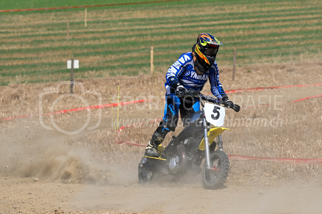 Motortrotti-Rennen Buch am Irchel - 19. August 2023 | Motortrotti-Rennen Buch am Irchel
Buch am Irchel, Kt. Zürich
Bild: Sportfotografie Markus Aeschimann | www.markus-aeschimann.ch - Realisiert mit Pictrs.com