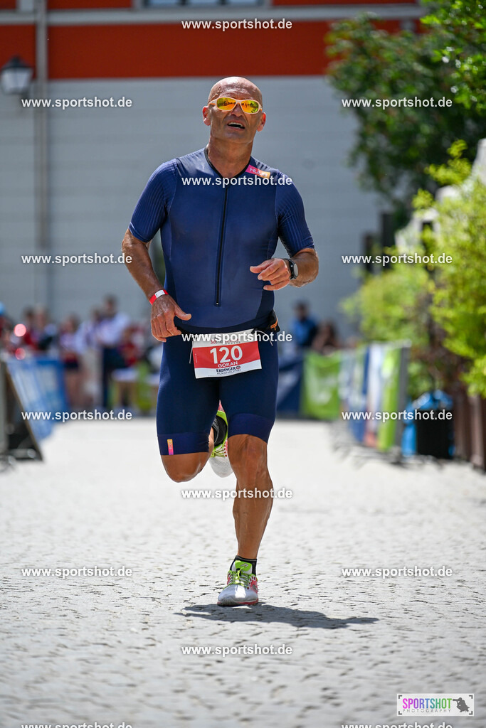 SZI_6828 | Stadttriathlon Erding 2025. #yourpictrs #sportshot_your_pictrs @Sportshotphotography #stadttriathlonerding Copyright: www.sportshot.de