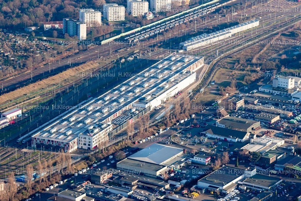Luftbilder Köln-7807 | Luftbildfotografie Bahnbetriebswerk und Ausbesserungswerk, Wartung und Instandhaltung von Zügen des Personentransportes der Baureihe " ICE - Intercity-Express " im Ortsteil Bilderstöckchen in Köln im Bundesland Nordrhein-Westfalen, Deutschland. - Realisiert mit Pictrs.com