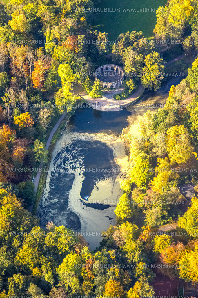 Gladbeck221005540 | Luftbild, Ehrenmal Wittringen, am Schloss Wittringen, Gladbeck, Ruhrgebiet, Nordrhein-Westfalen, Deutschland
