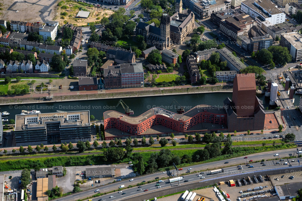 4049762 | Landesarchiv Nordrhein- Wesfalen und witere Gebäude am Innenhafen, Duisburg