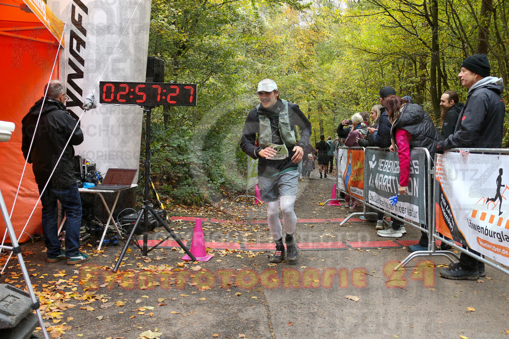 251026_1259_EX1_2101 | Sportfotografie im Rhein-Sieg Kreis, Köln, Bonn, NRW, Rheinland Pfalz, Hessen, etc. Unser Tätigkeitsfeld umfasst den Laufsport vom Volkslauf über den Marathon, Duathlon, Triathon bis zum Ultralauf wie Kölnpfad Ultra oder Schindertrail.
