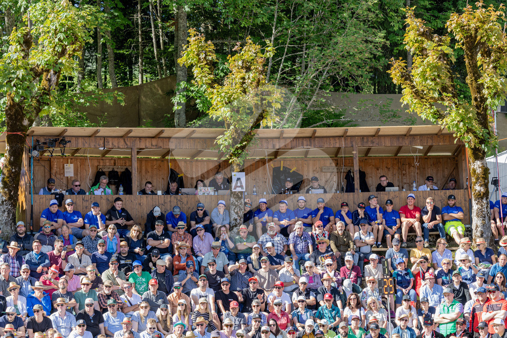 Stoos2026_1G_00297 | Die Schwinger des Schwyzer Kantonalen Schwingerverbandes: Fotos, die Dynamik und Leidenschaft festhalten, sowie emotionale Momente aus dem traditionellen Schwingsport zeigen. - Realisiert mit Pictrs.com