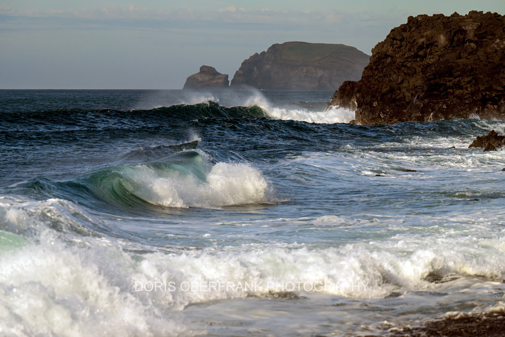 Wild waves on the ocean | Azores: Wild waves on the ocean - Realisiert mit Pictrs.com