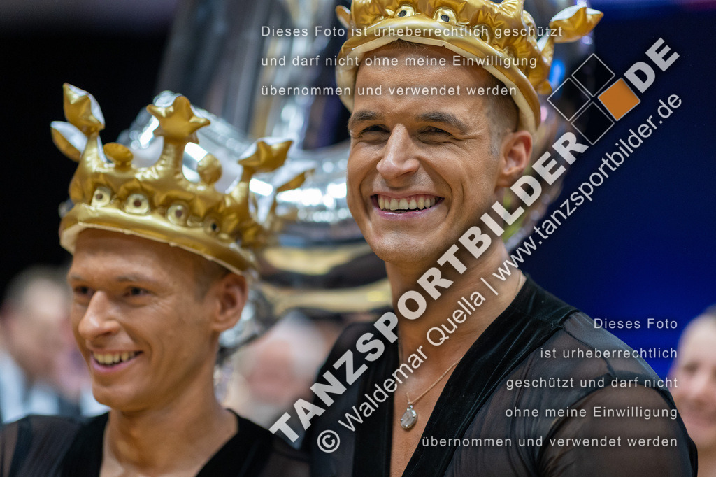 20230114-14709 | Hier finden Sie Tanz Bilder vom Latein und Standard Formationen tanzen. Sportbilder vom Tanzsport. Schöne Fotos und von Weltmeisterschaft, Europameisterschaft, Bundesliga, Regionalliga, Oberliga und Landesliga sowie von GOC Stuttgart, DanceComp, WM Bremen