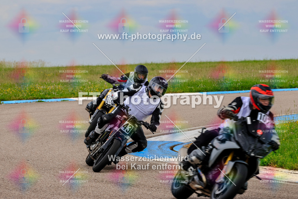 MotoTeam-2333 | Hier findet Ihr Bilder von Touristenfahrten auf der Nürburgring Nordschleife oder von anderen Veranstaltungen die ich besucht habe. Viel Spass beim Durch Schauen 