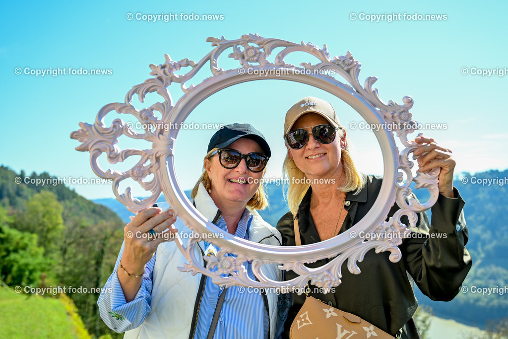 Inner Wheel Club Linz_ Charity Oldtimerfahrt_ 21.09.2024-245 | 21.09.2024, Linz, AUT, Inner Wheel Club Linz,  Charity Oldtimerfahrt im Bild Inner Wheel Club Linz,  Charity Oldtimerfahrt, Teilnehmer©Harald Dostal / fodo.media