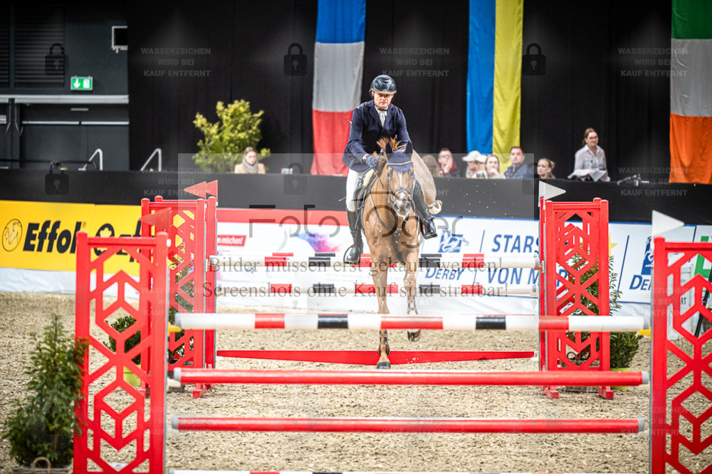 DOS_1927 | Entdecke hochwertige Reitturnierfotos von Foto Oger. Professionell, emotional und authentisch – jetzt Lieblingsmomente im Shop bestellen. - Realisiert mit Pictrs.com
