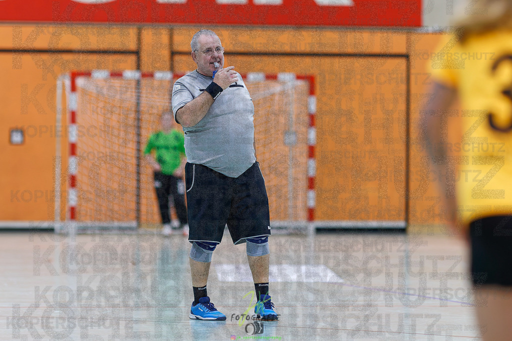 Frauen Oberliga Mitte (HHV); HSG Kleenheim/Langgöns II - HSG Eibelshausen/Ewersbach | Frauen Oberliga Mitte (HHV); HSG Kleenheim/Langgöns II - HSG Eibelshausen/Ewersbach am 01.11.2025 in Oberkleen (Weidig-Halle)Photo © 2025 - Jörg Heinrich - Realisiert mit Pictrs.com