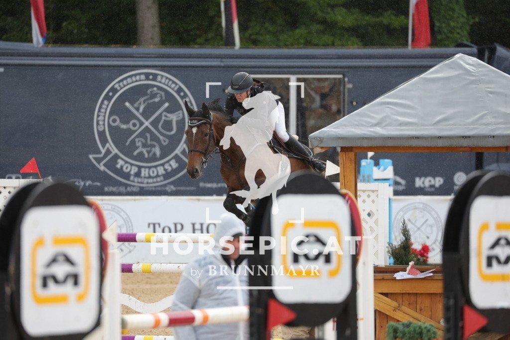 0P6A9564 | Willkommen bei Brunnmayr - Design & Fotografie – Ihrem Spezialisten für Reitturniere und Pferdeveranstaltungen in Oberösterreich, Salzburg und Bayern! Seit über 17 Jahren sind wir leidenschaftlich dabei.