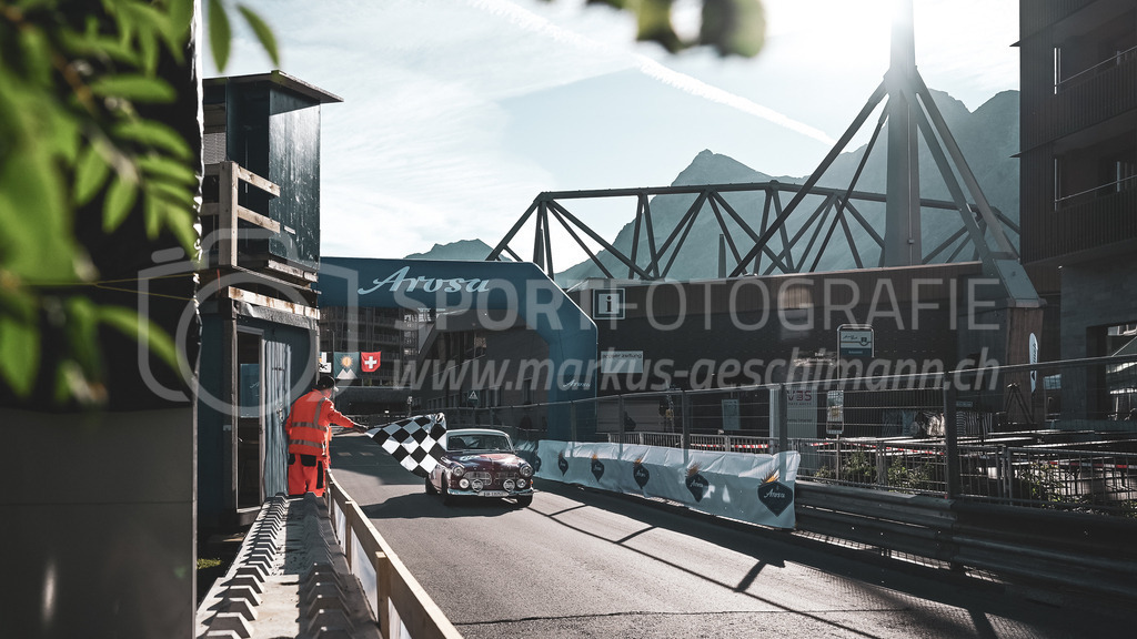19. Arosa ClassicCar 2023 - 2. September 2023 | 19. Arosa ClassicCar 2023
Arosa, Schweiz
Lautenschlager Andreas aus Vaz / Obervaz mit der Startnummer 214 in einem Volvo 122SR, Jahrgang 1965, in der Klasse Classic Trophy.
@arosaclassiccar, @arosa.official, #arosaclassiccar, #arosa, #76curves, #classiccar
Bild: Sportfotografie Markus Aeschimann | www.markus-aeschimann.ch - Realisiert mit Pictrs.com