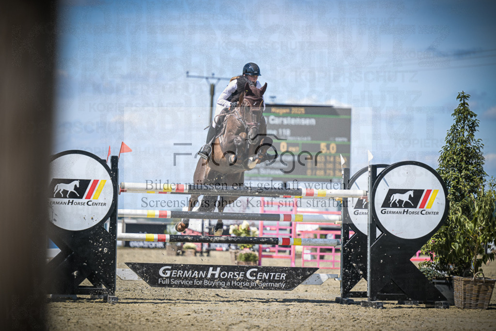 DOS_4331 | Entdecke hochwertige Reitturnierfotos von Foto Oger. Professionell, emotional und authentisch – jetzt Lieblingsmomente im Shop bestellen.Deutschlandweite Turnierfotografie. - Realisiert mit Pictrs.com