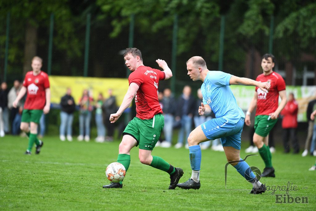 BV Bockhorn-SG FriPe | Relegation zur Kreisliga; BV Bockhorn (weiß)-SG FriPe (rot) am 05.06.2025 in Oldenburg/Ofenerdiek (Lagerstraße), Photo: Philip Eiben 2025 - Realisiert mit Pictrs.com