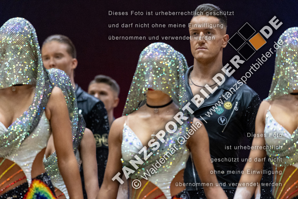 20240113-13244 | Hier finden Sie Tanz Bilder vom Latein und Standard Formationen tanzen. Sportbilder vom Tanzsport. Schöne Fotos und von Weltmeisterschaft, Europameisterschaft, Bundesliga, Regionalliga, Oberliga und Landesliga sowie von GOC Stuttgart, DanceComp, WM Bremen