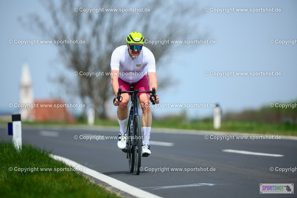 188_TRA56301 | Neusiedlersee Radmarathon 2026@sportshot_your_pictrs #yourpictures#roadtowm2029 #nrm #neusiedlerseeradmarathon #neusiedlersee #neusiedlerseetourismus #burgenland #mörbisch #nrm26 #burgenlandtourismus #voglundco #poweredbyburgenlandtourismus #radsport #rad #marathon #ucigranfondo #visitburgenland #ucigranfondoworldseries