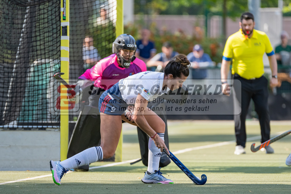 HK_20220903_109636 | 1. Bundesliga Damen Düsseldorfer HC - Berliner HC am 3.9.2022 DHC Düsseldorf, Düsseldorf , Agustina Albertarrio ( Düsseldorfer HC #9 )