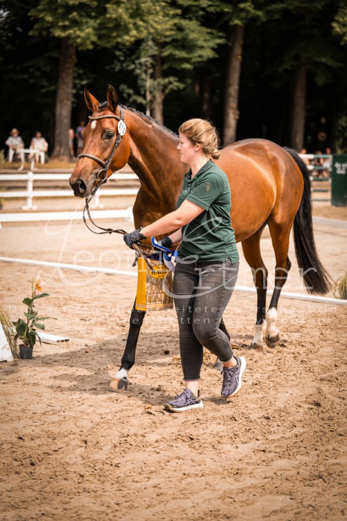 4.Fr00228 | Leoni Ertmer Photography - Realisiert mit Pictrs.com