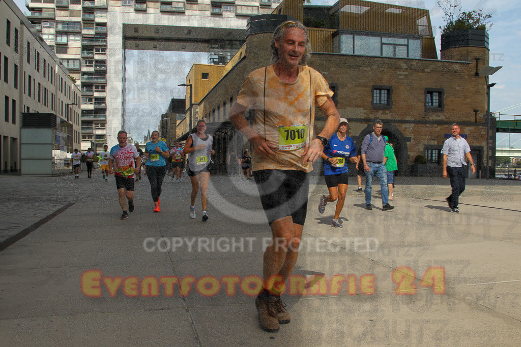 250920_1330_EV4_5848 | Sportfotografie im Rhein-Sieg Kreis, Köln, Bonn, NRW, Rheinland Pfalz, Hessen, etc. Unser Tätigkeitsfeld umfasst den Laufsport vom Volkslauf über den Marathon, Duathlon, Triathon bis zum Ultralauf wie Kölnpfad Ultra oder Schindertrail.
