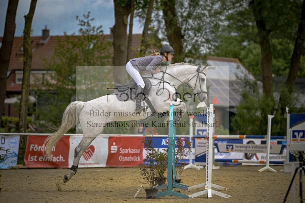 20240505-DOS_9276 | Entdecke hochwertige Reitturnierfotos von Foto Oger. Professionell, emotional und authentisch – jetzt Lieblingsmomente im Shop bestellen. - Realisiert mit Pictrs.com