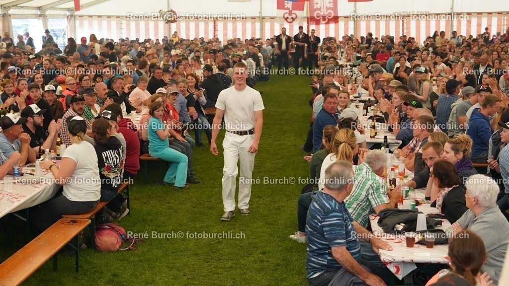 87 | René Burch leidenschaftlicher Fotograf aus Kerns in Obwalden.  Hier finden sie Sport, Landschaft und Natur Fotografie.
 - Realisiert mit Pictrs.com