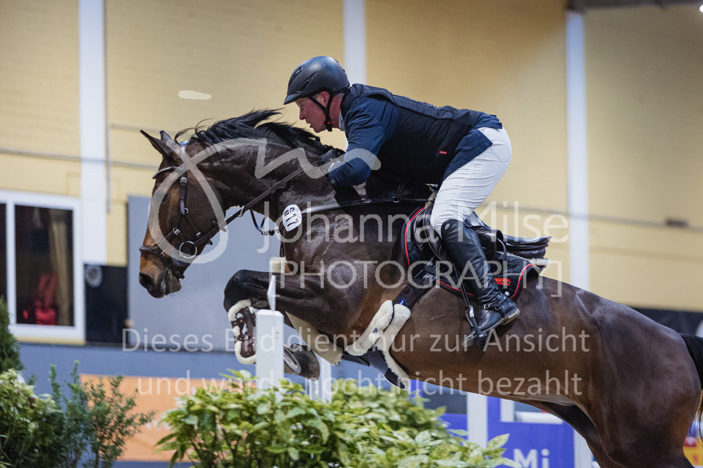 221216_Warstein_Youngster-M-404 | Deine schönsten Turniermomente als professionelle Fotos! Entdecke hochwertige Pferdesport-Fotografie im Online-Shop. Jetzt Fotos finden & bestellen!